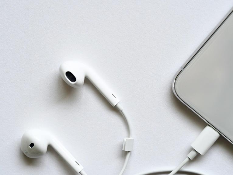 earbud connectivity comparison breakdown